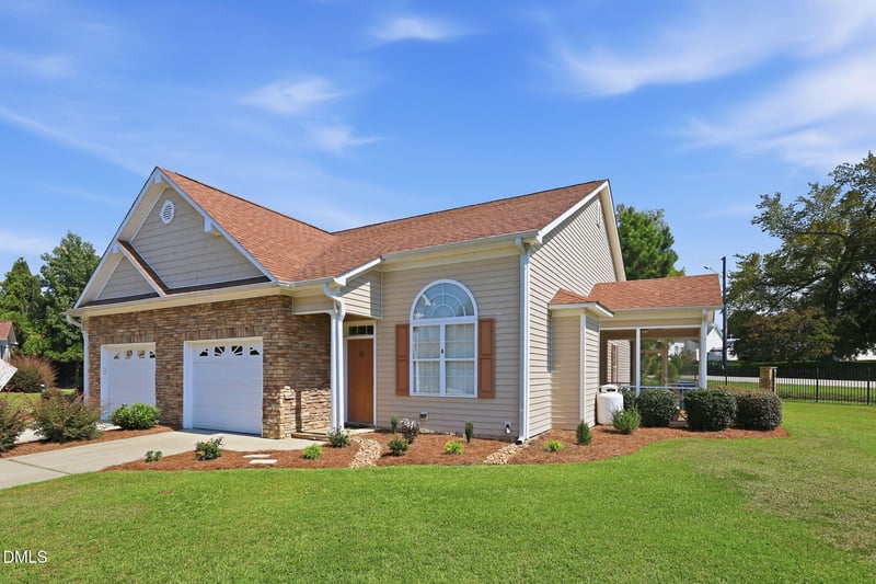 36 Old Trestle Ct, Angier, NC 27501