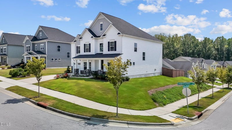 3602 Longleaf Estates Dr, Raleigh, NC 27616