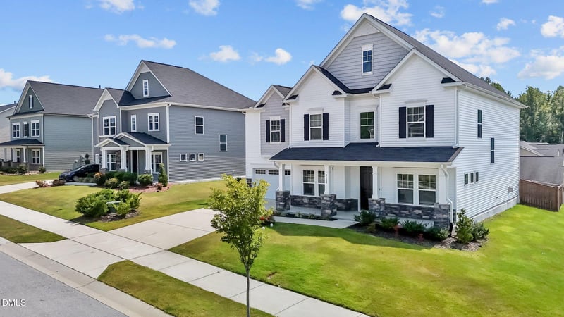 3602 Longleaf Estates Dr, Raleigh, NC 27616