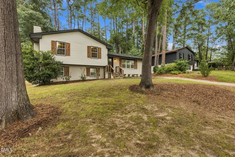 3605 Woodlea Dr, Raleigh, NC 27604