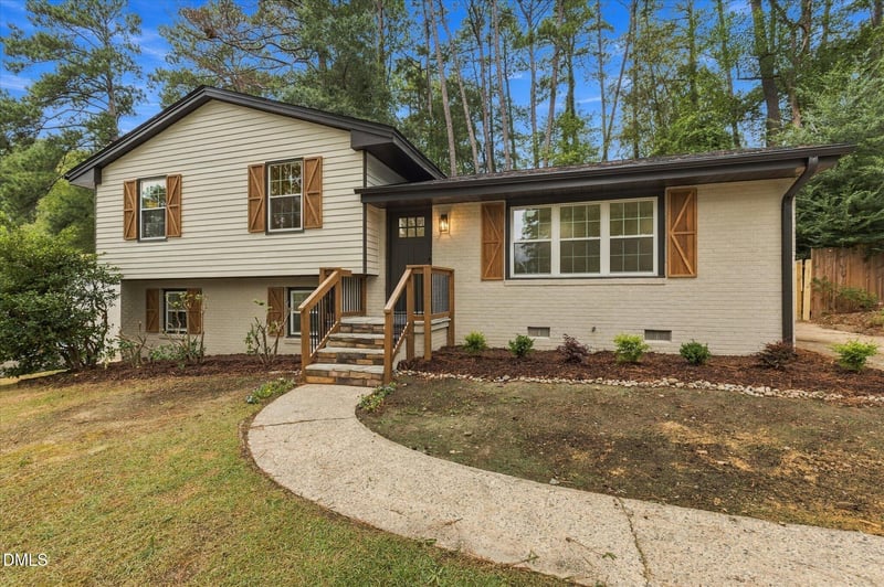3605 Woodlea Dr, Raleigh, NC 27604