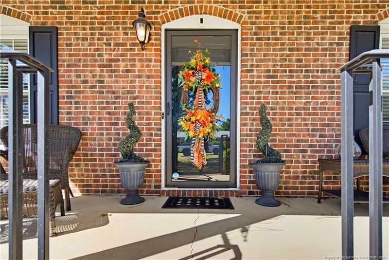 3612 Crampton Dr, Hope Mills, NC 28348