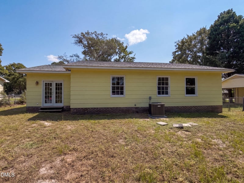 3632 Metric Dr, Hope Mills, NC 28348