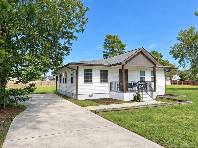 3632 Pine Cone Ln, Fayetteville, NC 28306