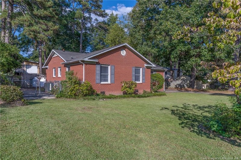 3636 Drayton Rd, Fayetteville, NC 28303