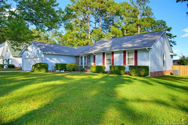 3648 Daughtridge Dr, Fayetteville, NC 28311