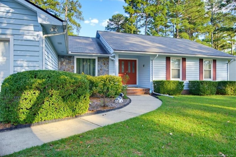 3648 Daughtridge Dr, Fayetteville, NC 28311