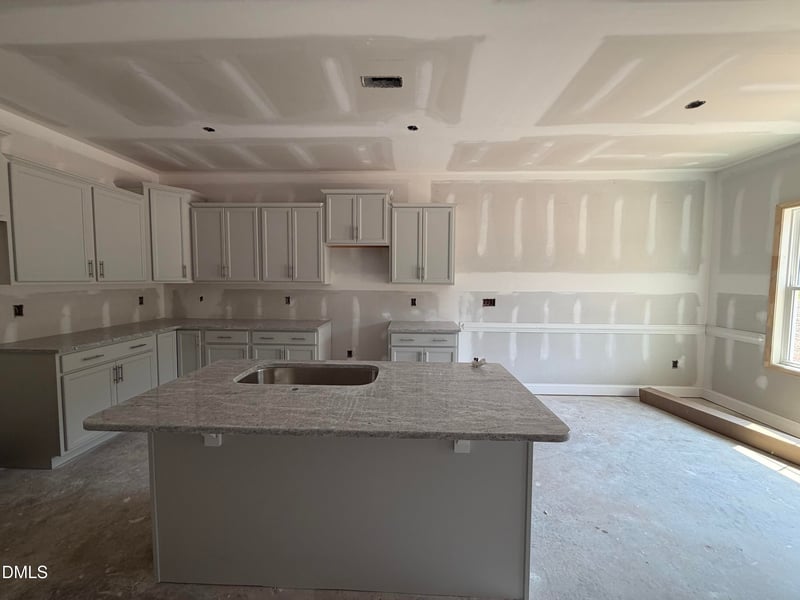365 Thorntons Creek Dr, Erwin, NC 28339