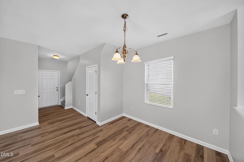3653 Althorp Dr, Raleigh, NC 27616