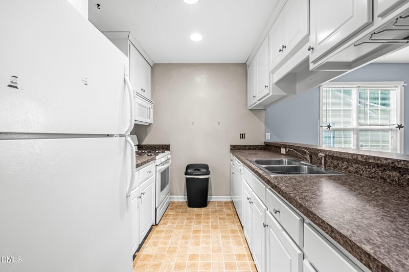 3664 E Cotton Gin Dr, Clayton, NC 27527