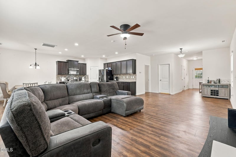 3665 Althorp Dr, Raleigh, NC 27616