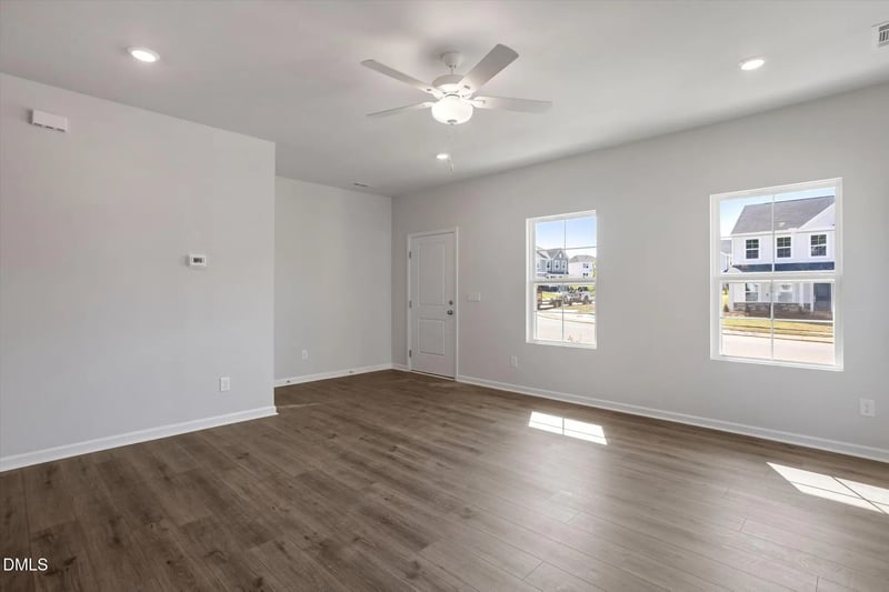 37 Plantation Dr, Youngsville, NC 27596