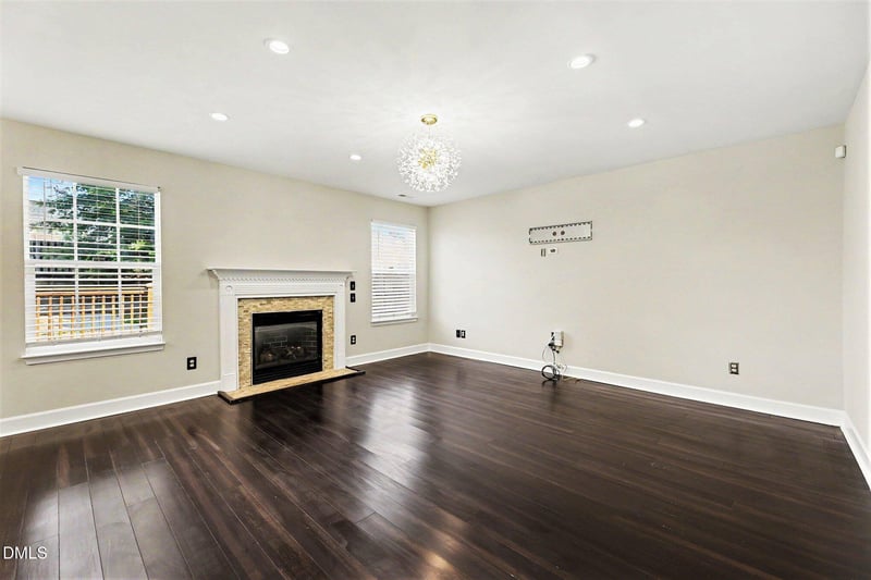 3700 Watkins Ridge Ct, Raleigh, NC 27616