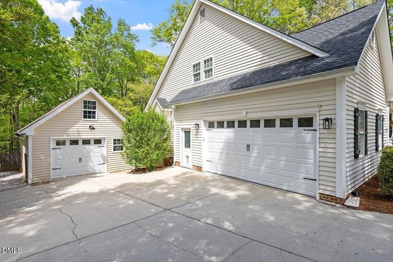 3704 Fox Stone Dr, Raleigh, NC 27603