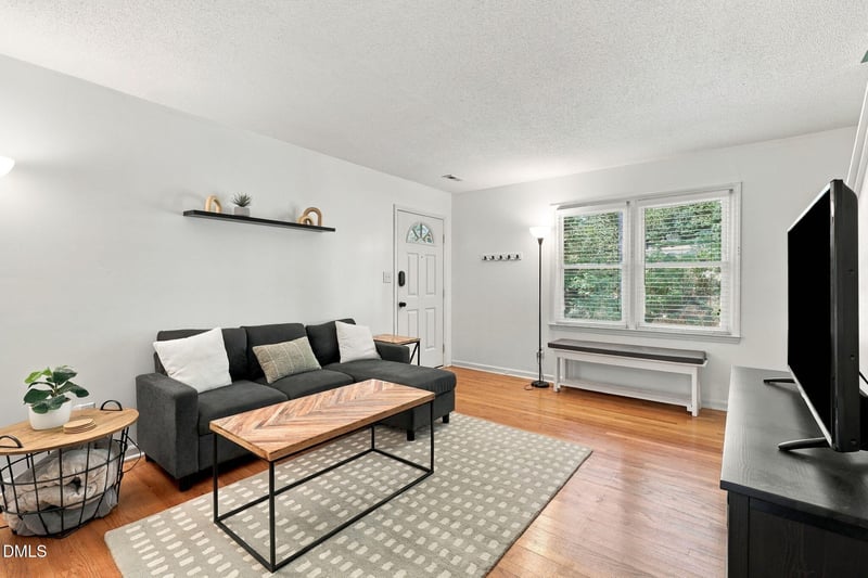 371 Umstead Dr #A, Chapel Hill, NC 27516