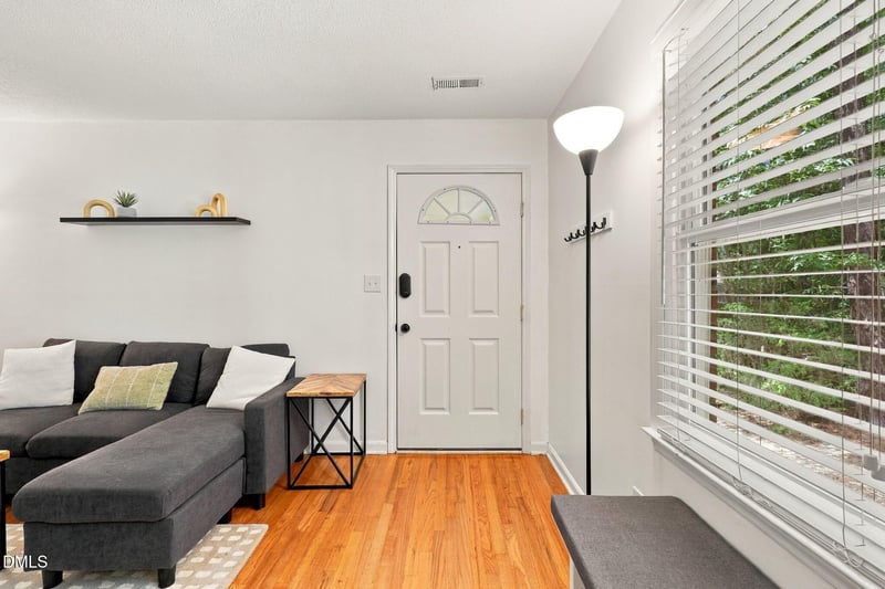 371 Umstead Dr #A, Chapel Hill, NC 27516