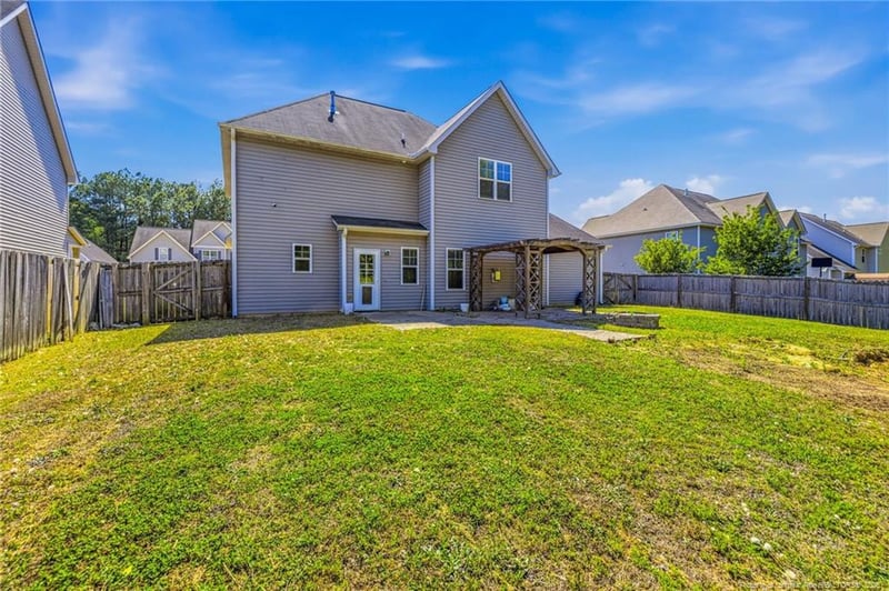 3712 Badin Lake Ln, Fayetteville, NC 28314