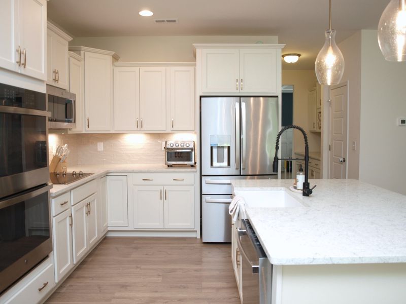 373 Abingdon Farms Dr, Selma, NC 27576