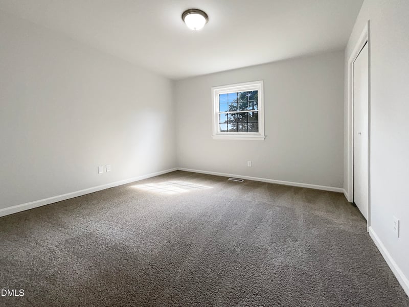 3737 Jamestown Cir, Raleigh, NC 27609
