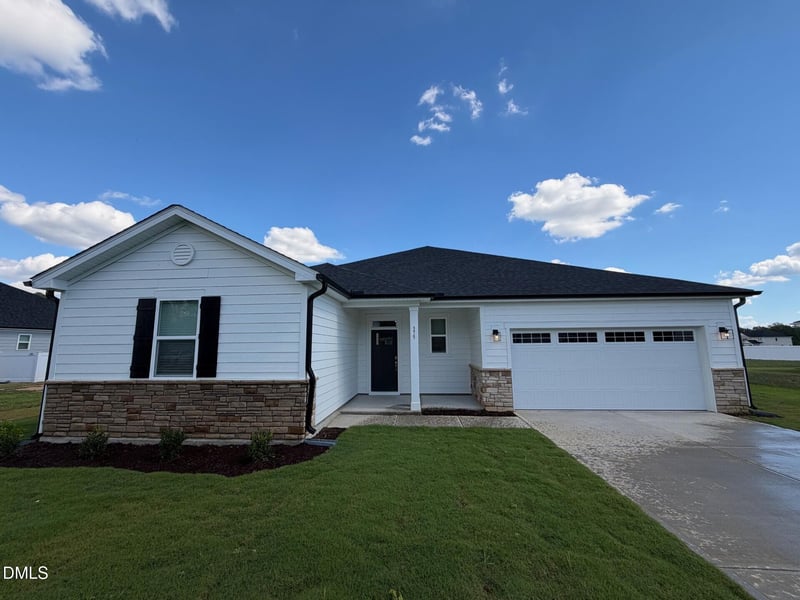 375 Rockhaven Dr, Fuquay Varina, NC 27526