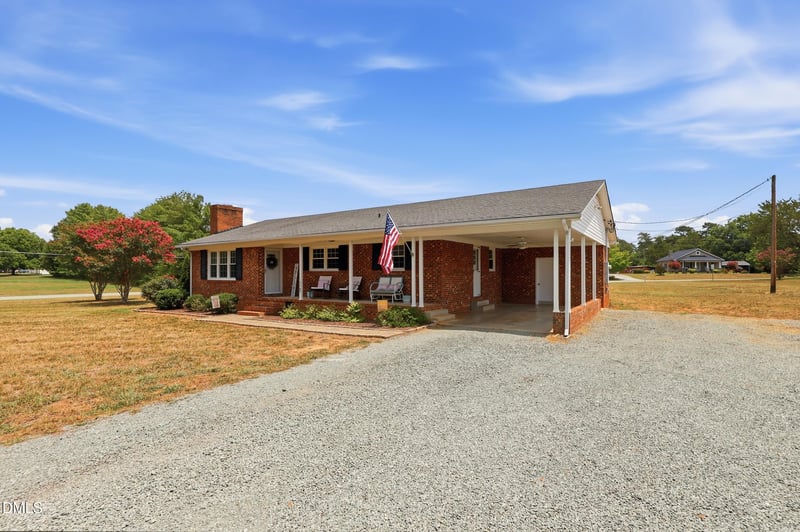 3769 Burch Bridge Rd, Burlington, NC 27217
