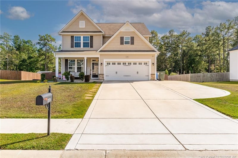 3770 Glencourse Way, Fayetteville, NC 28311
