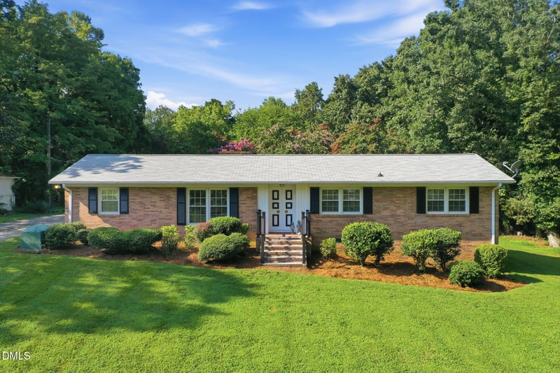 3822 Quail Run Ln, Burlington, NC 27215