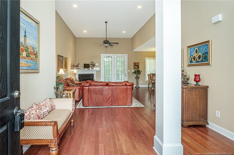 3824 Doon Valley Dr, Fayetteville, NC 28306
