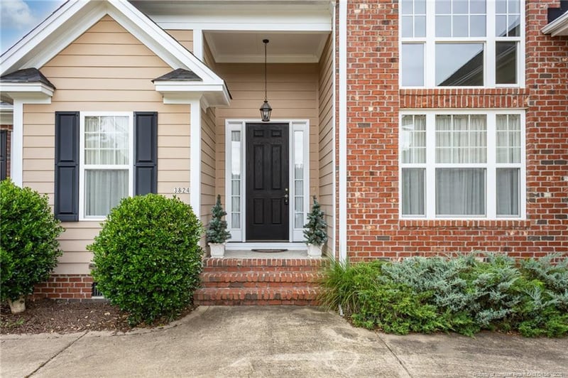 3824 Doon Valley Dr, Fayetteville, NC 28306