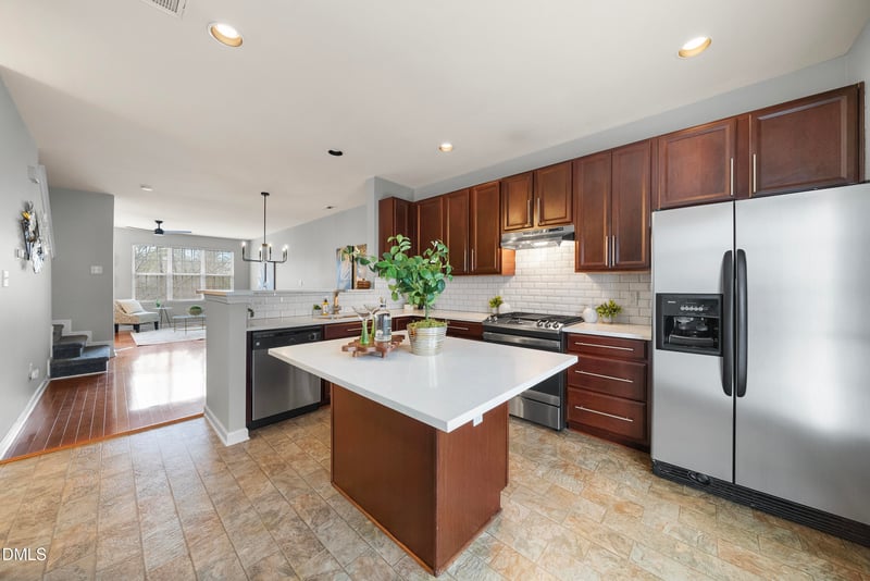 3839 Cary Glen Blvd, Cary, NC 27519
