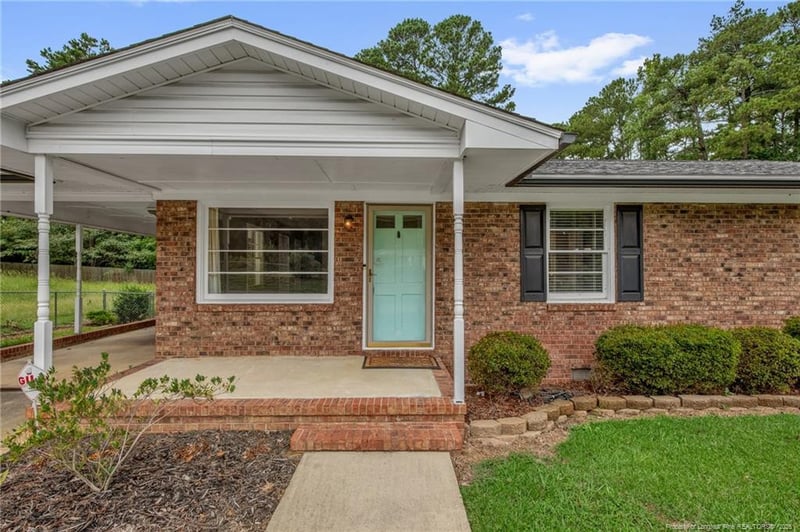3858 Red Oak Dr, Fayetteville, NC 28306