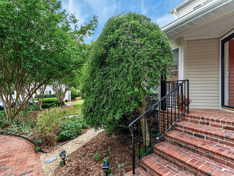 386 Lyndfield Cl W, Pittsboro, NC 27312