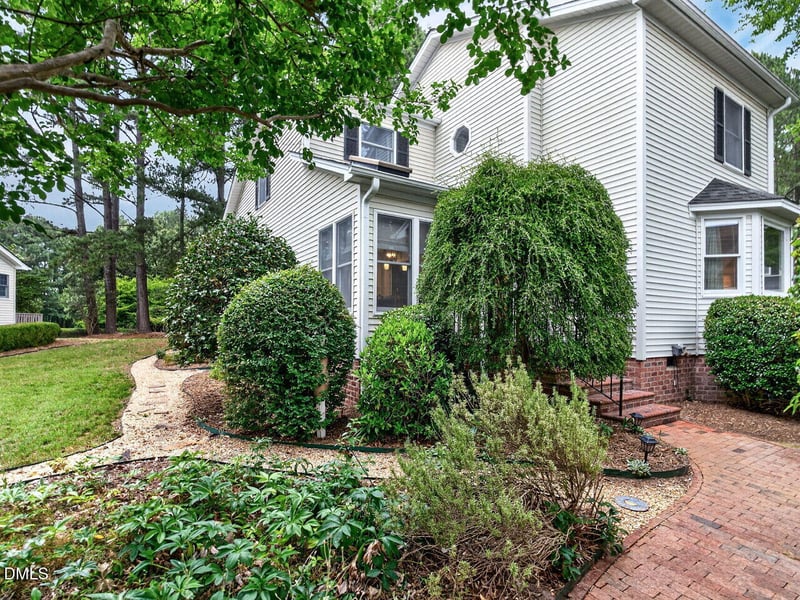 386 Lyndfield Cl W, Pittsboro, NC 27312