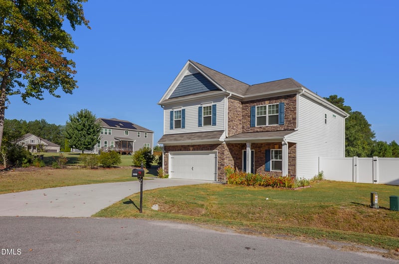 3898 Bluffwind Dr, Raleigh, NC 27603