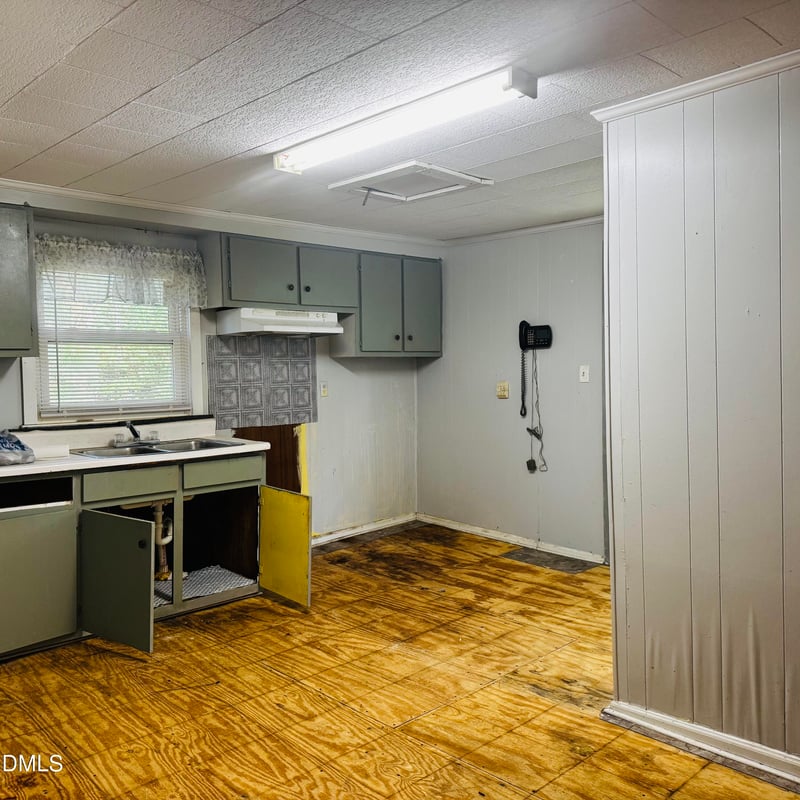 39 Durant Rd, Clayton, NC 27527