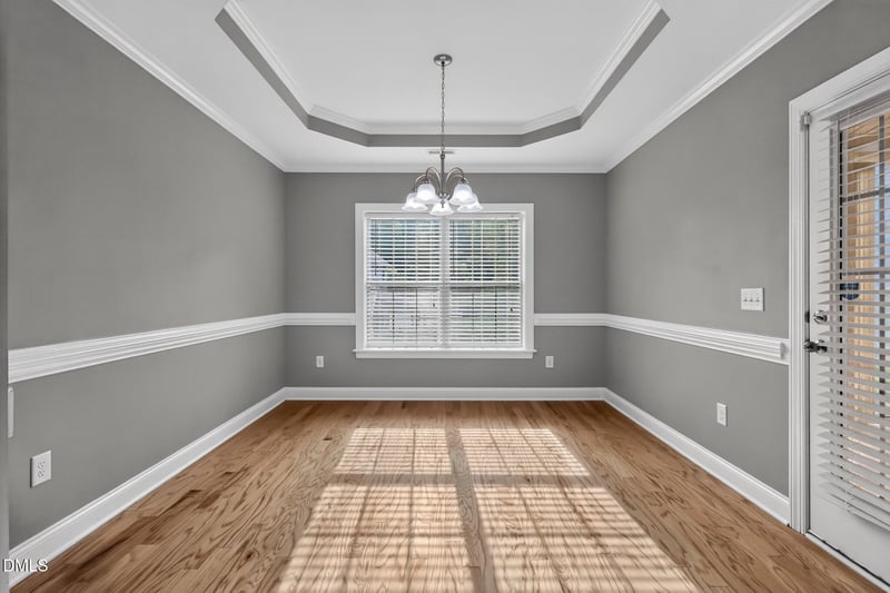 39 Mcguire Ln, Clayton, NC 27527