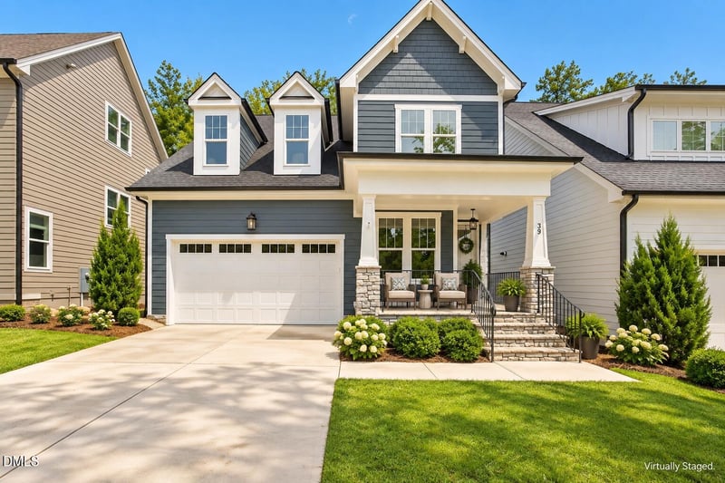 39 Monteith Dr, Chapel Hill, NC 27516