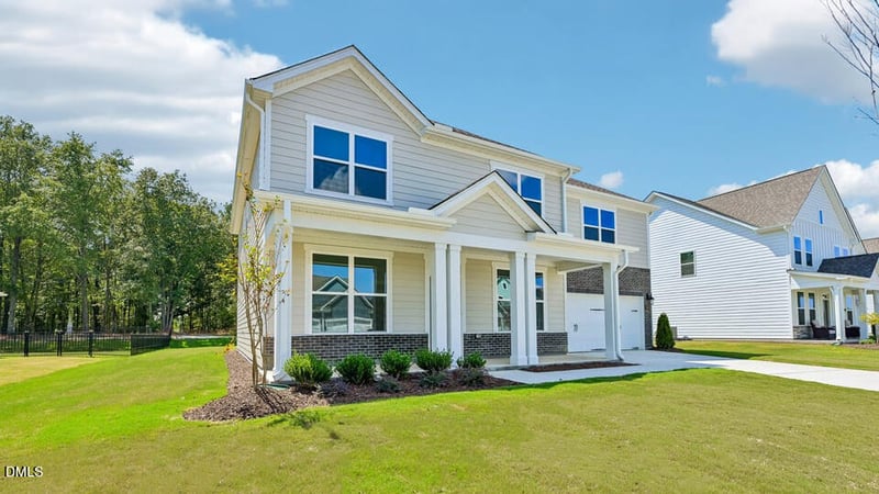 390 Delmoor Dr, Fuquay Varina, NC 27526