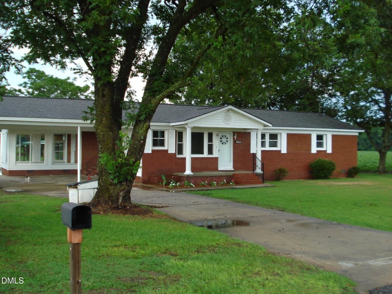 3900 N Spring Branch Rd, Dunn, NC 28334