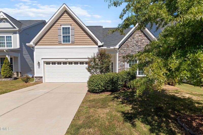 3912 Freemark Ln, Fuquay Varina, NC 27526