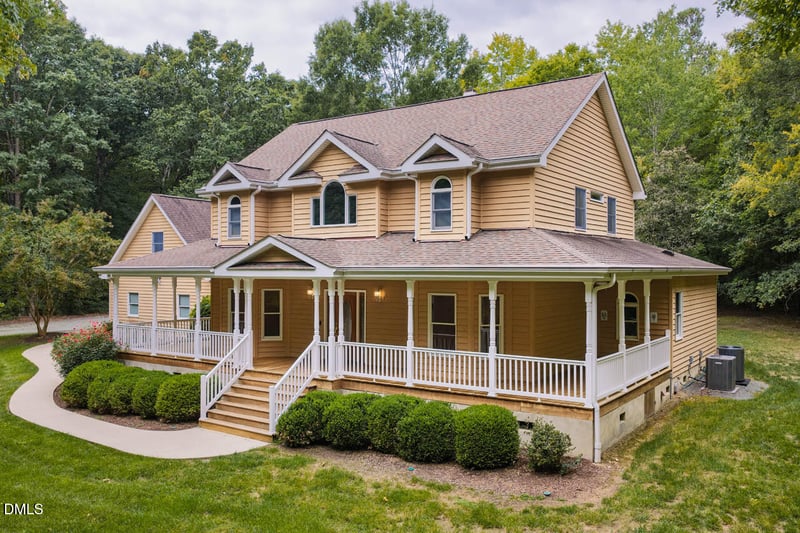 3915 Remington Rn, Hillsborough, NC 27278