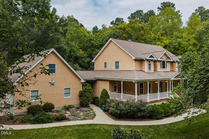 3915 Remington Rn, Hillsborough, NC 27278