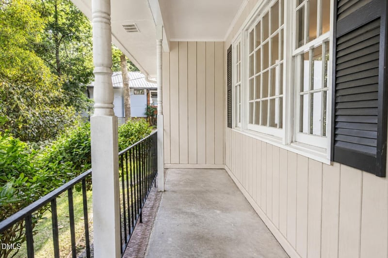 393 Wesley Ct, Chapel Hill, NC 27516