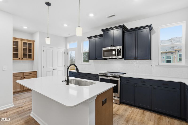 395 Chesapeake Commons St #122, Garner, NC 27529