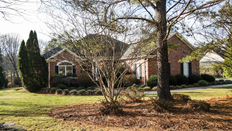 396 W Lake Trl, Mebane, NC 27302
