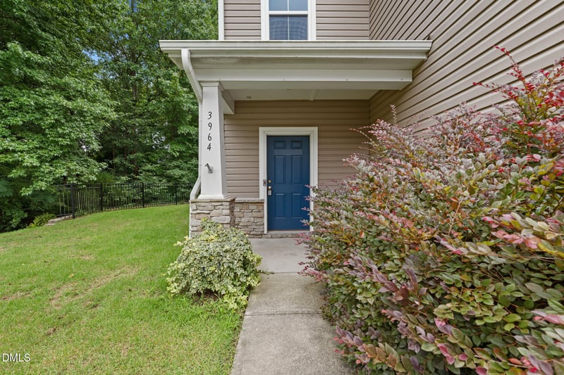 3964 White Kestrel Dr, Raleigh, NC 27616