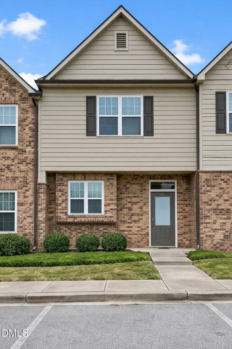 3977 Amelia Park Dr, Raleigh, NC 27606