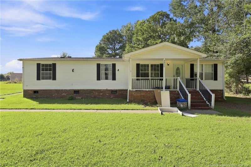 3987 W Frontier Ave, Fayetteville, NC 28312