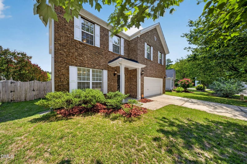 4 Alexis Ct, Durham, NC 27703
