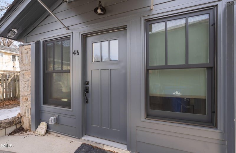 4 Dixie Trl, Raleigh, NC 27607